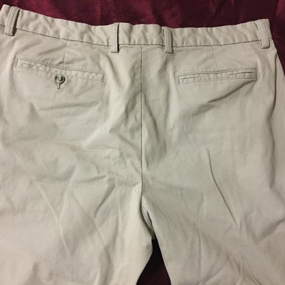Old Navy Men's Ultimate Khakis 38 X 30 Built In Flex Casual - Picture 2 of 4